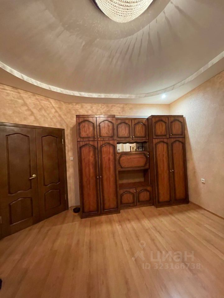Продажа 3-комн квартиры на вторичном рынке Большая Посадская улица, 9