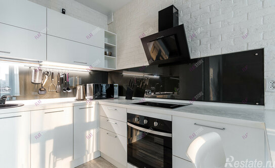 Продажа 1-комн квартиры на вторичном рынке Яхтенная ул,  д. 24,  к. 2