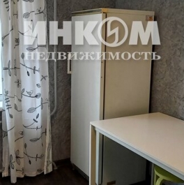 Продажа 2-комн квартиры на вторичном рынке Нахимовский пр-кт,  д. 27 к2