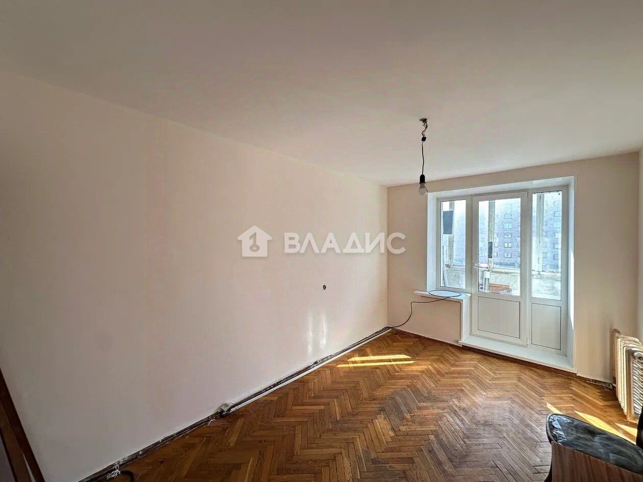 Продажа 3-комн квартиры на вторичном рынке проспект Просвещения, 84К1