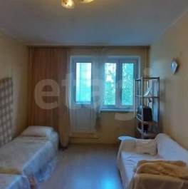 Продажа 2-комн квартиры на вторичном рынке улица Авиаторов,  д. 8