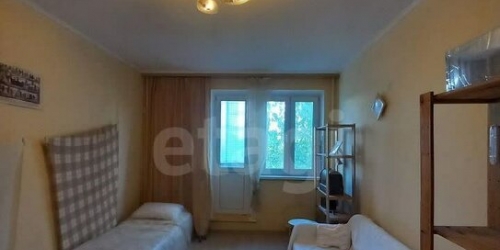 2-комн квартира улица Авиаторов,  д. 8