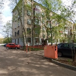 Продажа 3-комн квартиры на вторичном рынке улица Адмирала Макарова,  д. 13