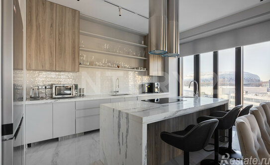 Продажа 4-комн квартиры на вторичном рынке Ленинградский пр-кт,  д. 36 с40