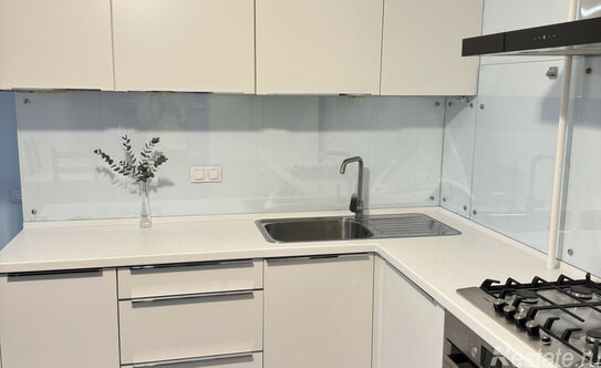 Продажа 1-комн квартиры на вторичном рынке Институтский проспект,  д. 3 к3