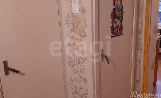 Продажа 4-комн квартиры на вторичном рынке Город Всеволожск, улица Плоткина,  д. 5