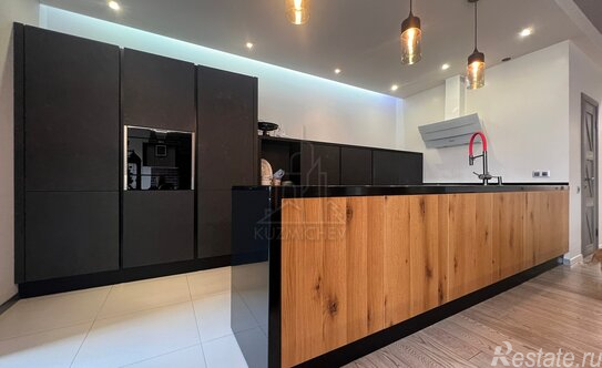 Продажа 4-комн квартиры на вторичном рынке Ружейный переулок,  д. 3