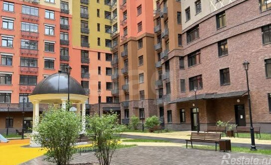 Продажа 2-комн квартиры на вторичном рынке Развилка п, Римский проезд,  д. 13