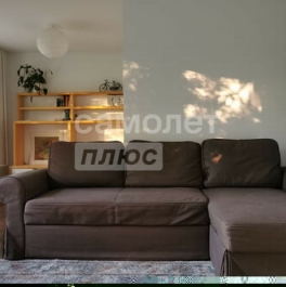 Продажа 4-комн квартиры на вторичном рынке улица Яблочкова,  д. 16