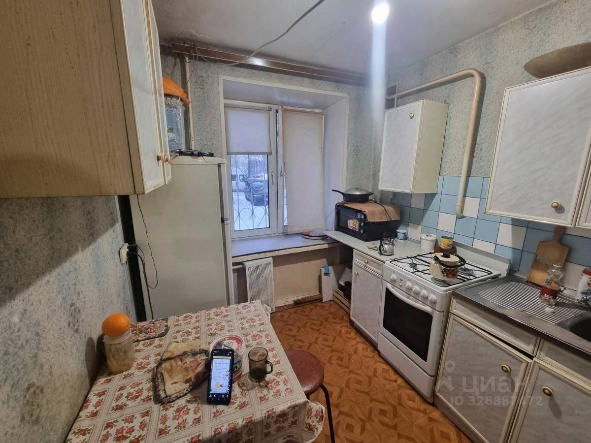Продажа 2-комн квартиры на вторичном рынке Подольск, Октябрьский проспект, 5