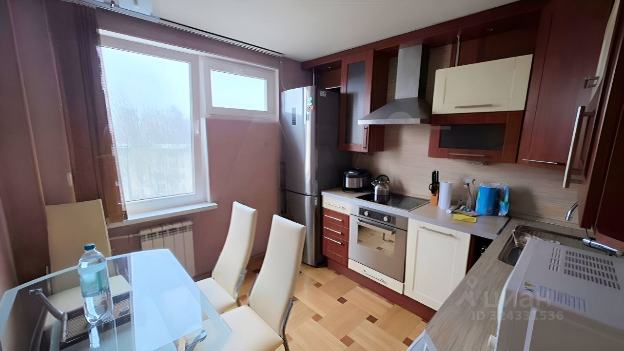 Аренда 1-комн квартиры на вторичном рынке бульвар Новаторов, 26К2