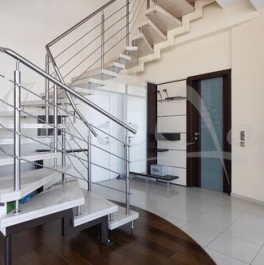 Продажа 4-комн квартиры на вторичном рынке Сущёвская улица,  д. 31