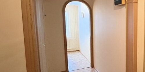 3-комн квартира проспект Королева, 46К3