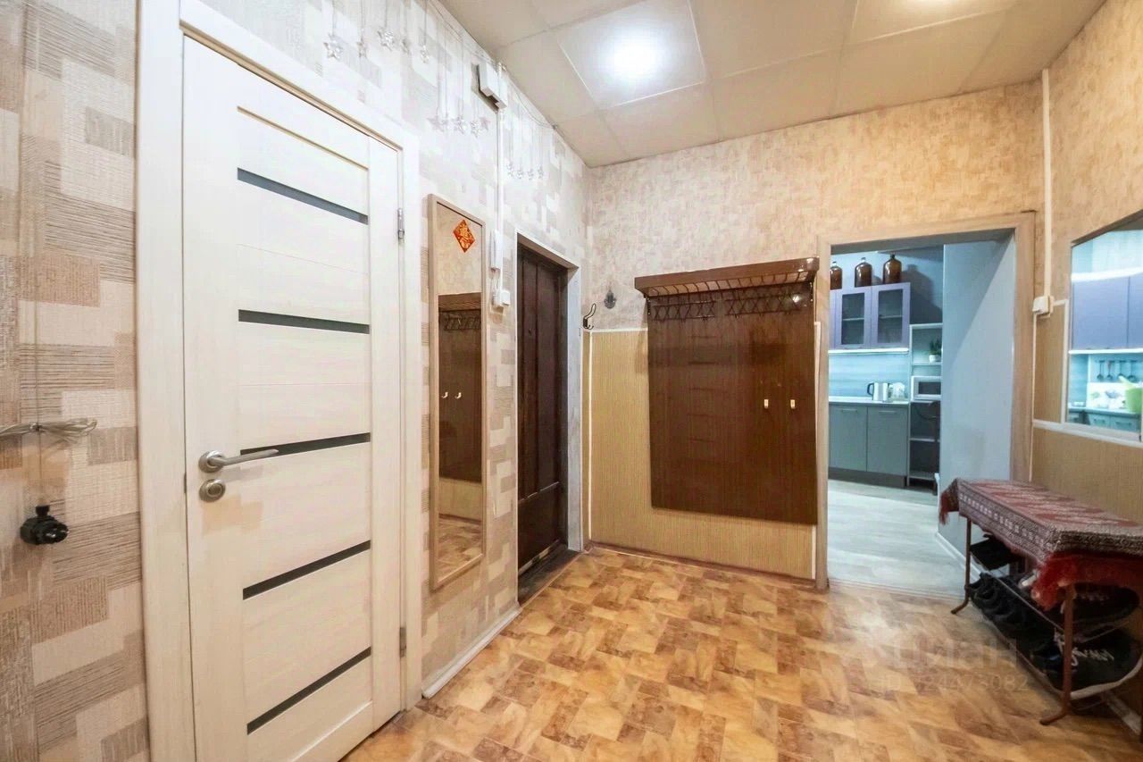 Продажа 3-комн квартиры на вторичном рынке Невский проспект, 146