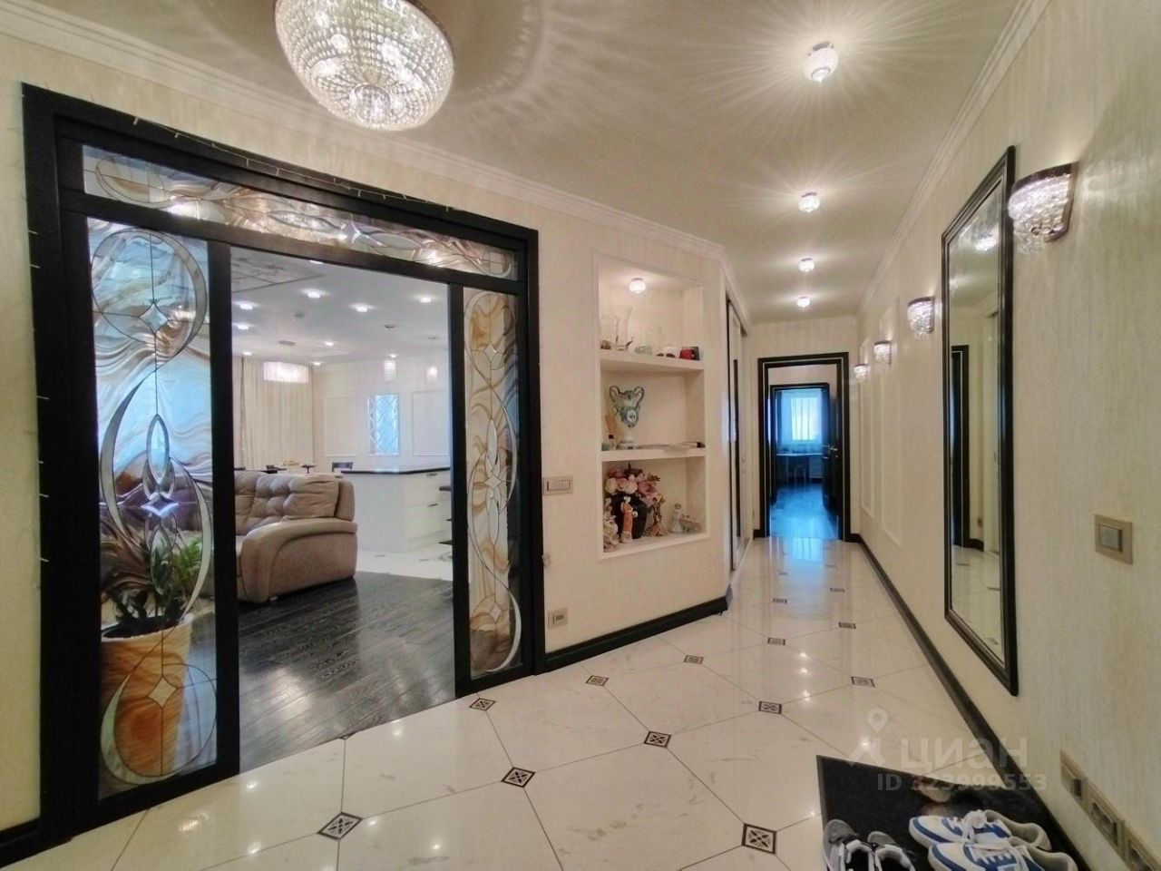 Продажа 4-комн квартиры на вторичном рынке Кронштадтский бульвар, 49к1