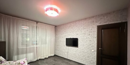 2-комн квартира Защитников Москвы пр-кт,  д. 10