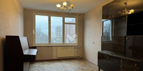 3-комн квартира Славы пр-кт,  д. 60