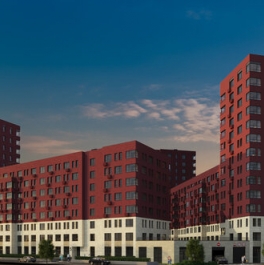 Продажа 3-комн квартиры на вторичном рынке Ватутинки п,  д. 10