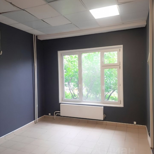 Помещение свободного назначения Лухмановская улица,  д. 33