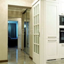 Продажа 4-комн квартиры на вторичном рынке Краснопутиловская ул,  д. 113,  к. 1