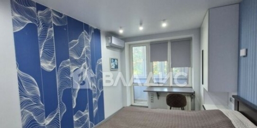 3-комн квартира улица Расковой,  д. 14