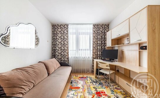 Продажа 2-комн квартиры на вторичном рынке Кондратьевский пр-кт,  д. 64 к8