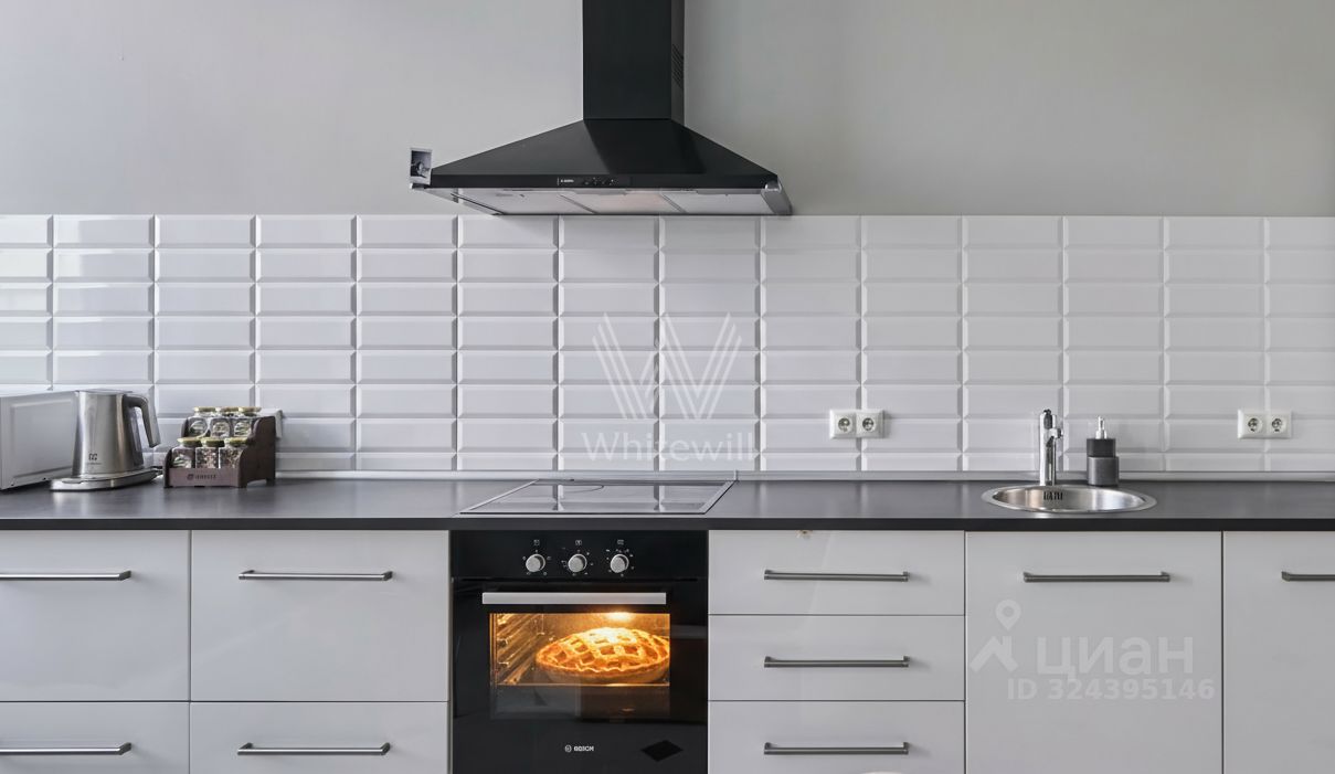 Продажа 3-комн квартиры на вторичном рынке Мосфильмовская улица, 8