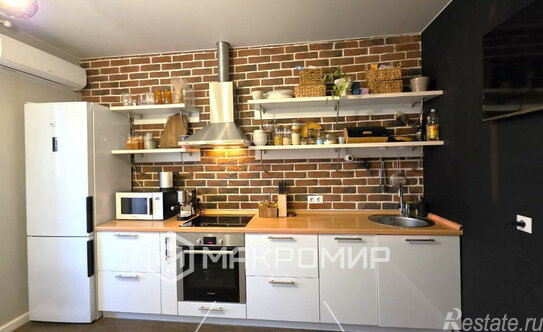 Продажа 1-комн квартиры на вторичном рынке Рыбацкий пр-кт,  д. 18,  к. 2