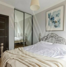 Продажа 5-комн квартиры на вторичном рынке Бобров переулок