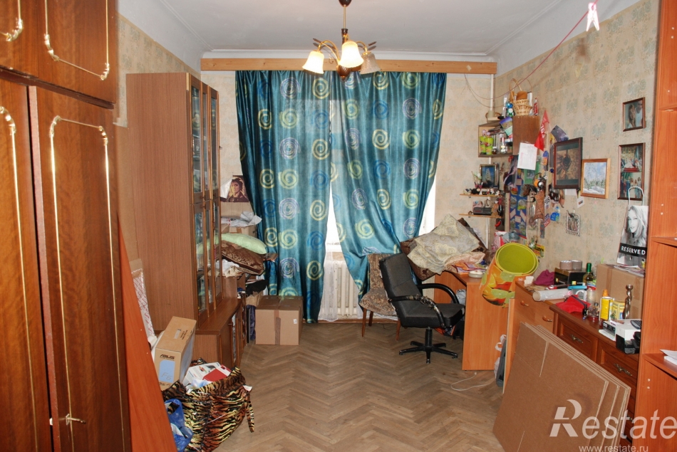 Продажа 3-комн квартиры на вторичном рынке 21-я линия ,  д. 16,  к. 1