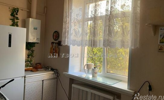 Продажа 2-комн квартиры на вторичном рынке Мариупольская улица,  д. 4