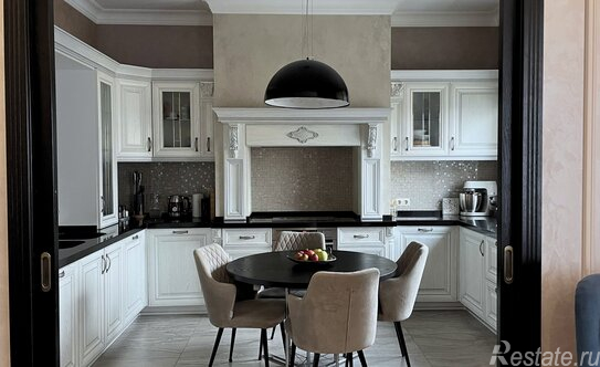 Продажа 3-комн квартиры на вторичном рынке Глухая Зеленина улица,  д. 6