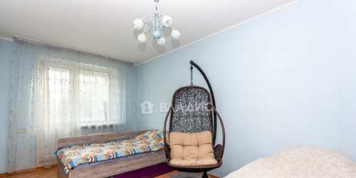 4-комн квартира улица Академика Семёнова,  д. 3