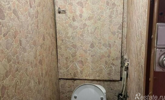 Продажа 3-комн квартиры на вторичном рынке улица Декабристов,  д. 24А