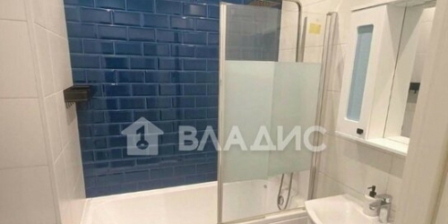 2-комн квартира Октябрьская наб,  д. 44
