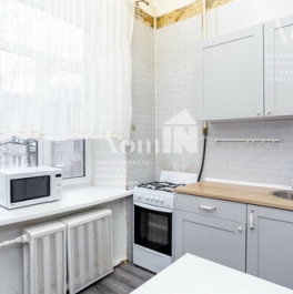 Продажа 2-комн квартиры на вторичном рынке Октябрьский бульвар,  д. 43