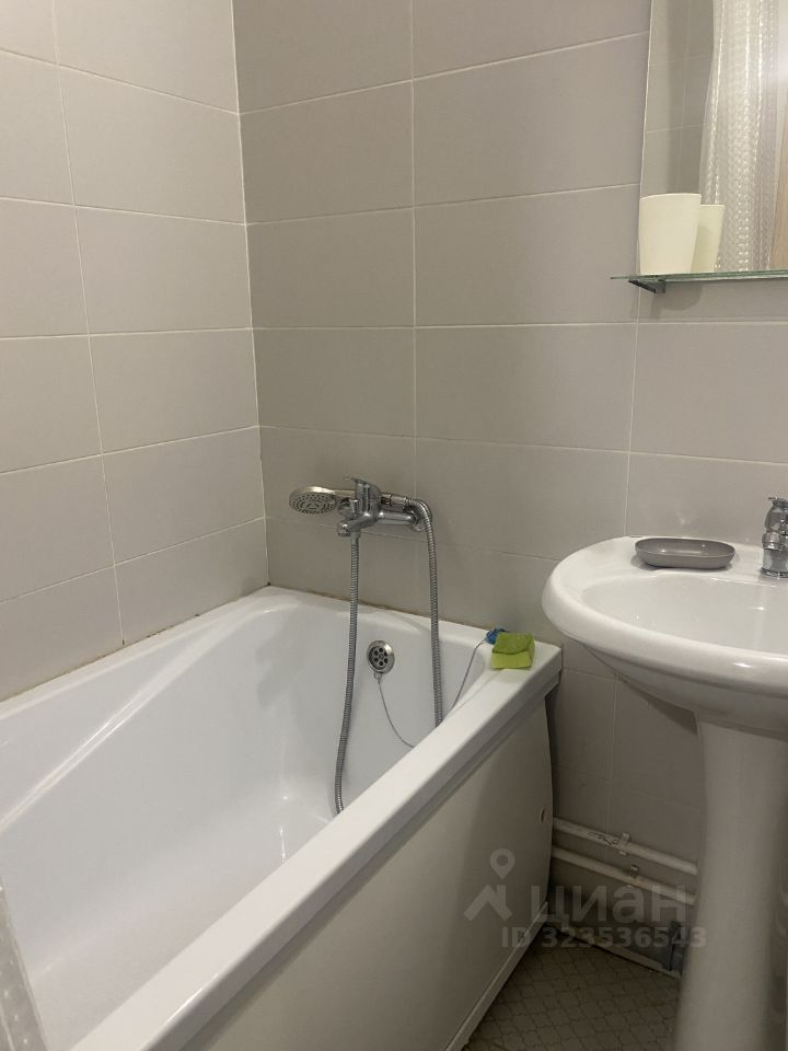 Аренда 1-комн квартиры на вторичном рынке Мурино, улица Шоссе в Лаврики, 57к3