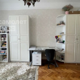 Продажа 2-комн квартиры на вторичном рынке Бронная Б. ул,  д. 17