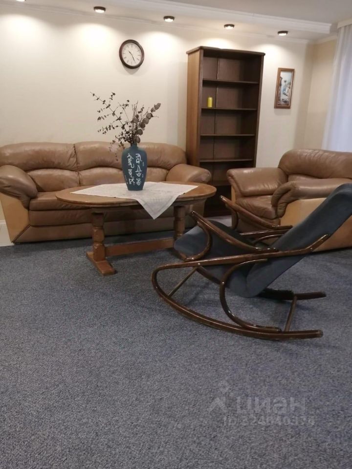 Аренда 2-комн квартиры на вторичном рынке улица Зорге, 32