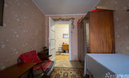 Продажа 2-комн квартиры на вторичном рынке улица Маринеско,  д. 10