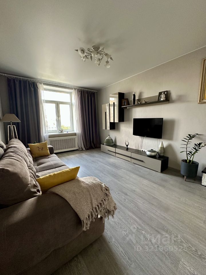 Продажа 4-комн квартиры на вторичном рынке Новоспасский переулок, 3К2