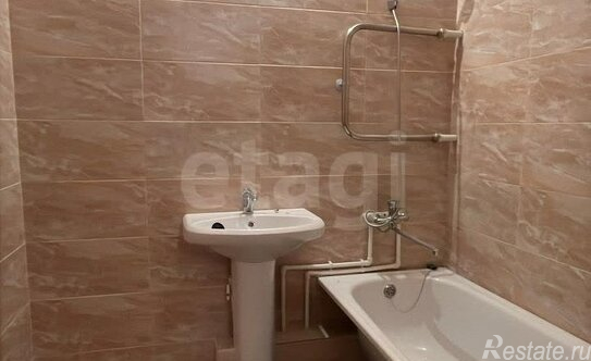 Продажа 2-комн квартиры на вторичном рынке Клин г, Профсоюзная ул,  д. 21/32