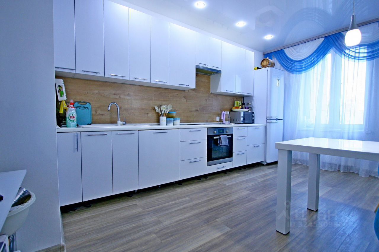 Продажа 3-комн квартиры на вторичном рынке Комендантский проспект, 53к4