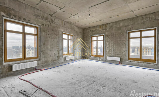 Продажа 4-комн квартиры на вторичном рынке Петровский пр-кт,  д. 11 к2