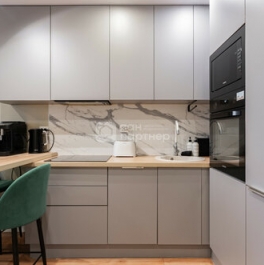 Продажа 2-комн квартиры на вторичном рынке Заречная улица,  д. 40 к1