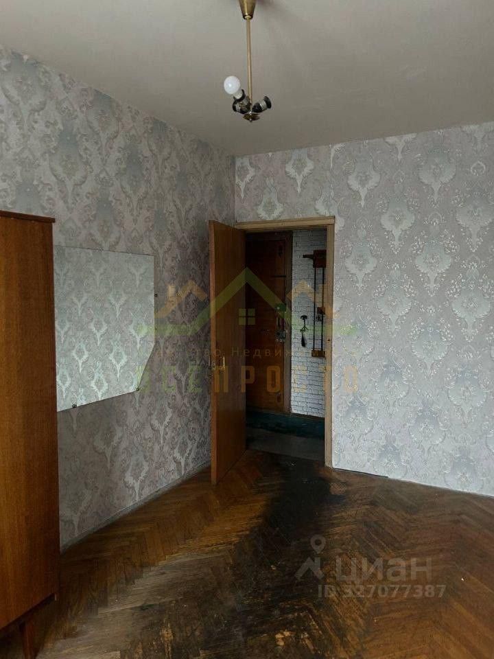 Продажа 2-комн квартиры на вторичном рынке улица Бутлерова, 24