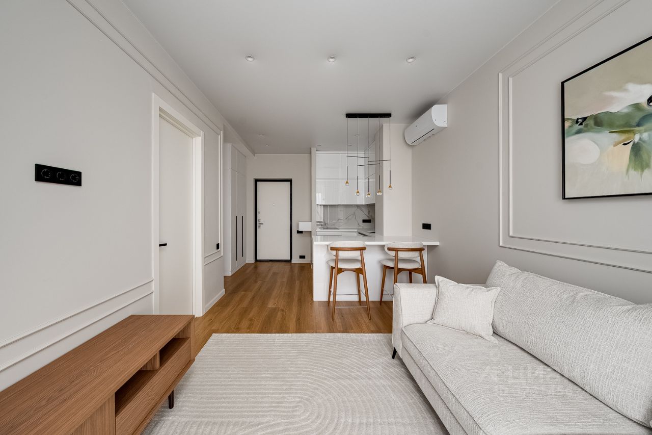 Аренда 2-комн квартиры на вторичном рынке Севастопольский проспект, 22А