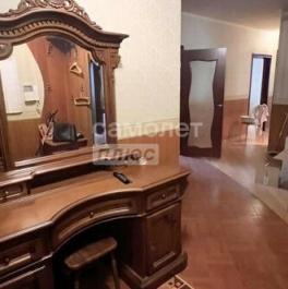 Продажа 3-комн квартиры на вторичном рынке Широкая улица
