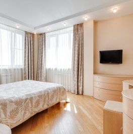 Продажа 3-комн квартиры на вторичном рынке Южный, улица Твардовского,  д. 38