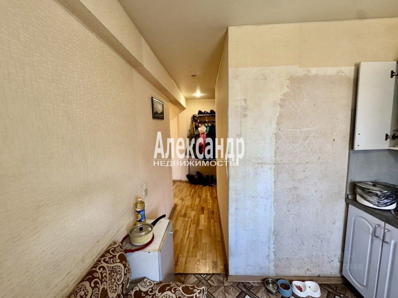 Продажа 2-комн квартиры на вторичном рынке улица Замшина, 9